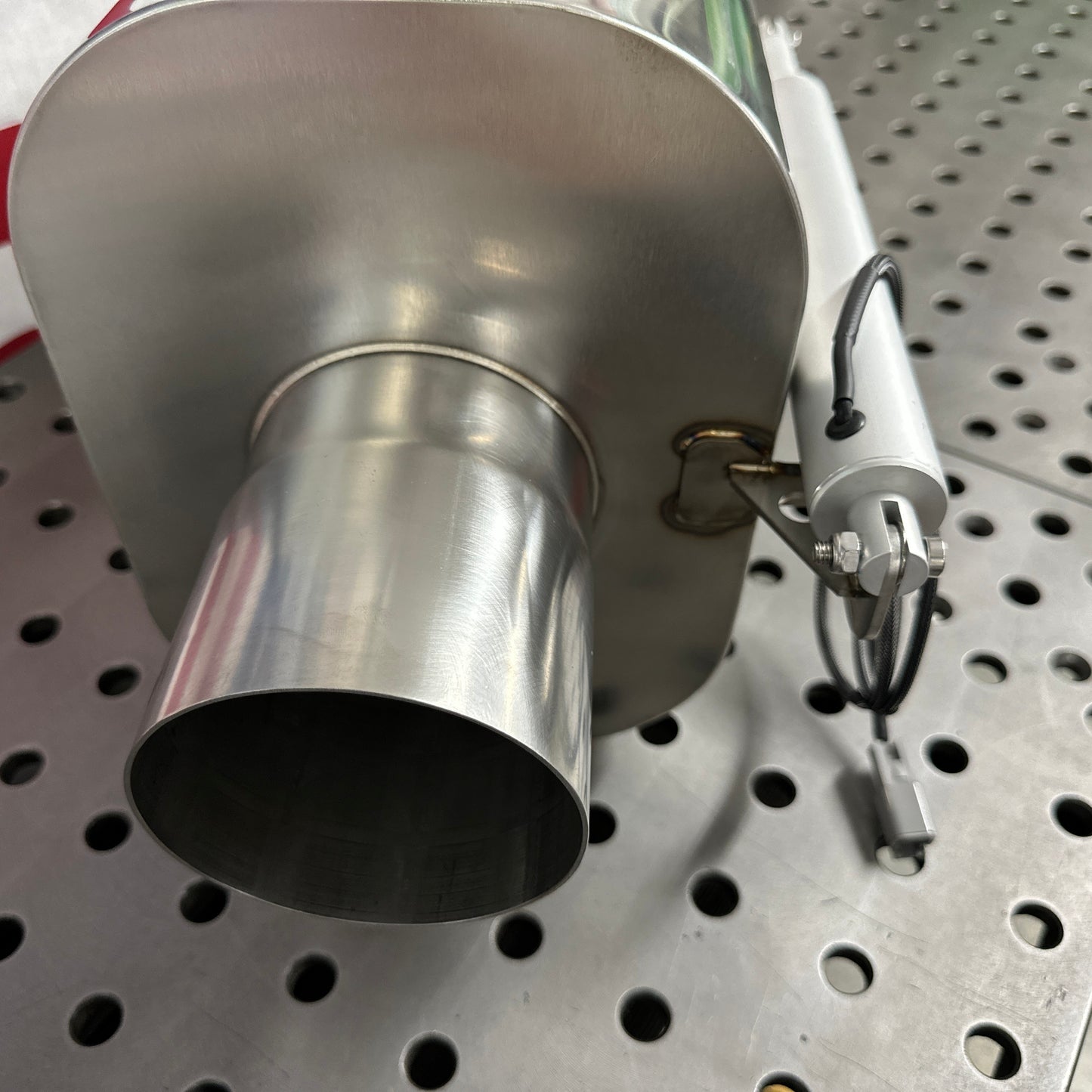 4 inch Thunder Muzzle Diesel Muffler